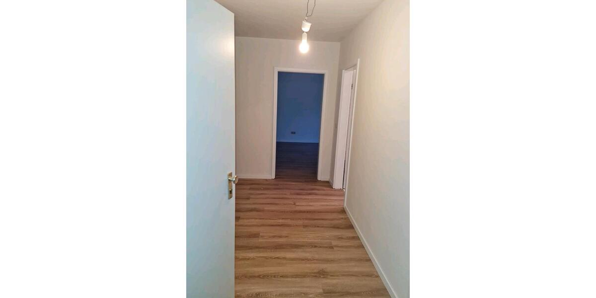 Etagenwohnung Kaiserslautern Engelshof - 2 Zimmer, 87 m&sup2;, 1.200&euro; | Angebot:26699966