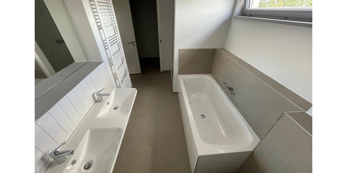 Einfamilienhaus Nauen - 3 Zimmer, 97 m&sup2;, 1.432&euro; | Angebot:23013075