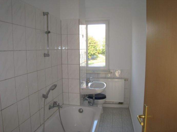 Etagenwohnung Weißenfels - 3 Zimmer, 59 m&sup2;, 340&euro; | Angebot:26694649