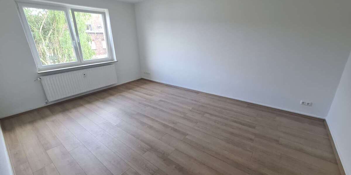 Etagenwohnung Gelsenkirchen Schalke-Nord - 2.5 Zimmer, 55 m&sup2;, 355&euro; | Angebot:27200510