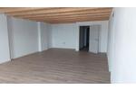 Etagenwohnung Geisenhausen - 2 Zimmer, 79 m&sup2;, 700&euro; | Angebot:25978567