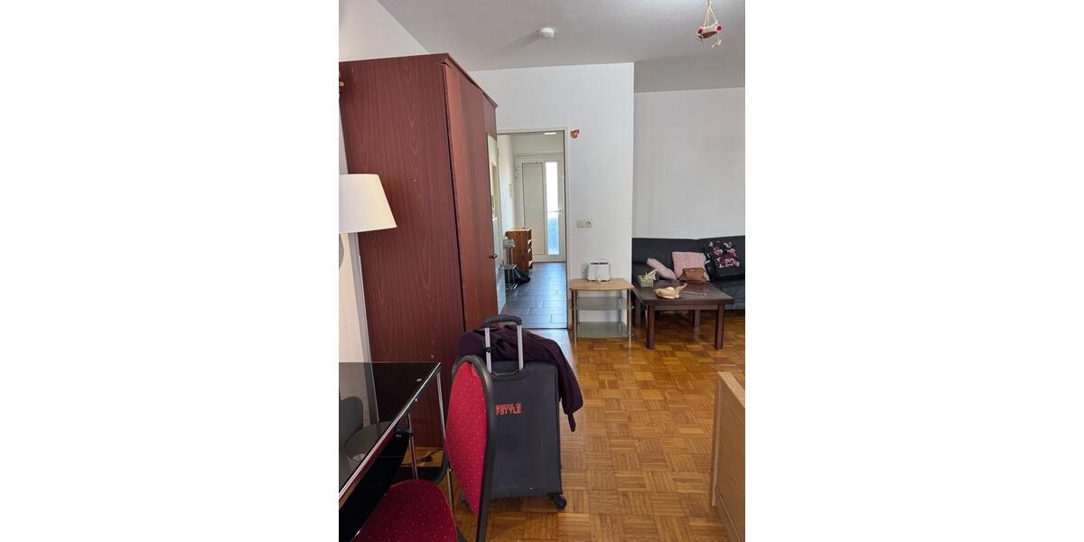 Etagenwohnung Oldenburg Bloherfelde - 1 Zimmer, 35 m&sup2;, 400&euro; | Angebot:26205699