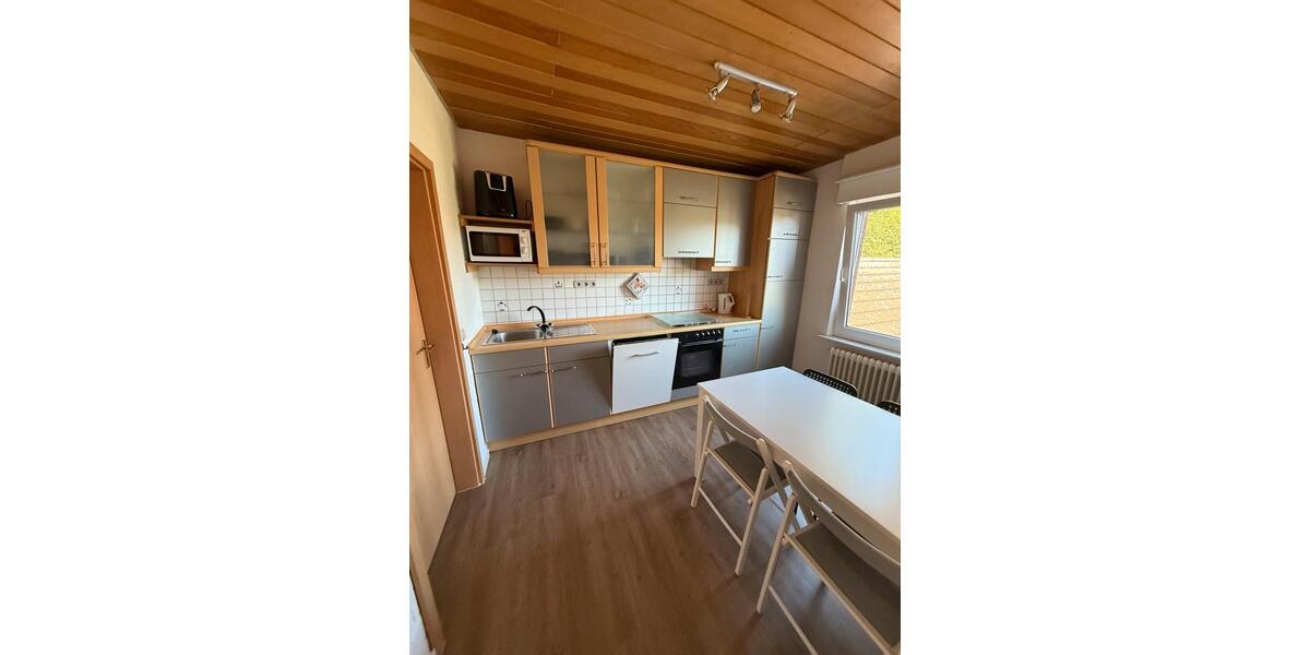 Wohnen auf Zeit Elsfleth - 3 Zimmer, 80 m&sup2;, 12&euro; | Angebot:26058343