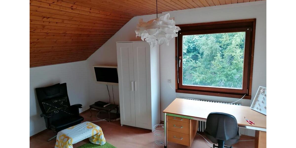 Wohnen auf Zeit Leonberg - 1 Zimmer, 25 m&sup2;, 550&euro; | Angebot:26634790