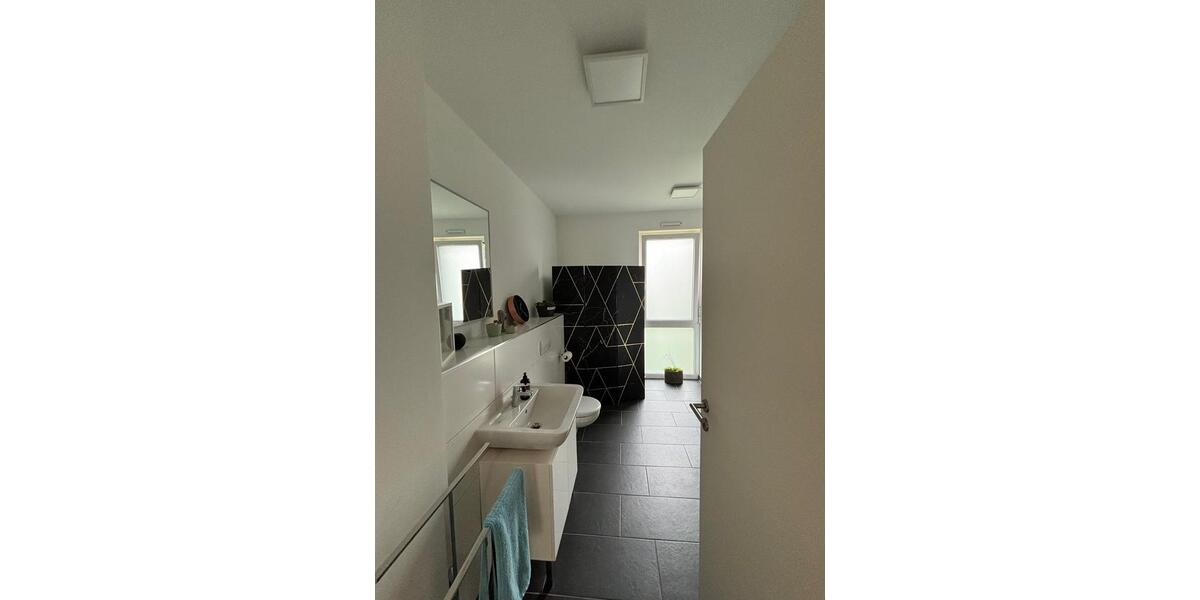 Etagenwohnung Bonn Bad Godesberg - 2 Zimmer, 73 m&sup2;, 1.110&euro; | Angebot:24682029