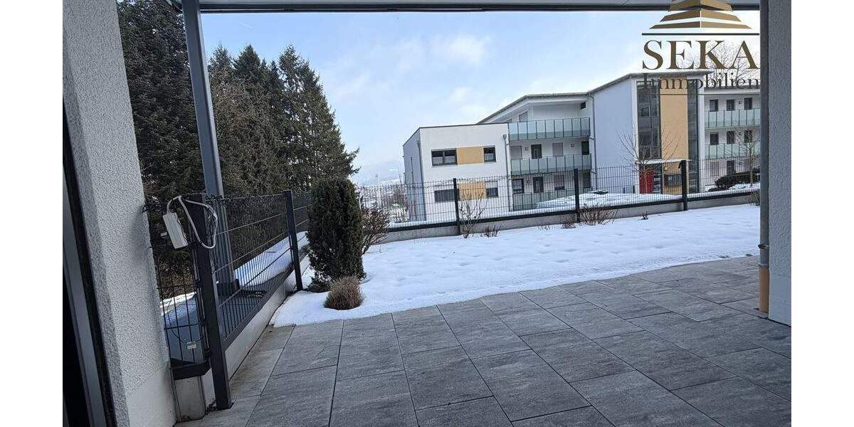 Etagenwohnung Deggendorf - 2 Zimmer, 101 m&sup2;, 1.130&euro; | Angebot:25772724