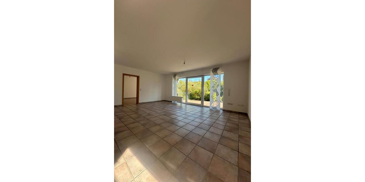 Erdgeschoßwohnung Gundersheim - 2 Zimmer, 92 m&sup2;, 1.000&euro; | Angebot:26459293