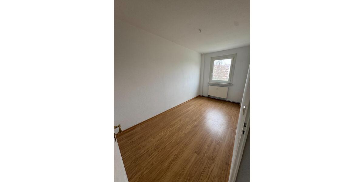 Erdgeschoßwohnung Hettstedt - 3 Zimmer, 54 m&sup2;, 402&euro; | Angebot:25887266