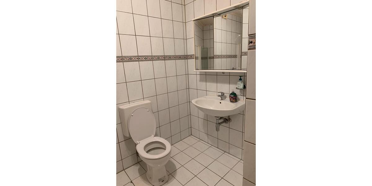 Erdgeschoßwohnung Lage - 3 Zimmer, 89 m&sup2;, 850&euro; | Angebot:26670870