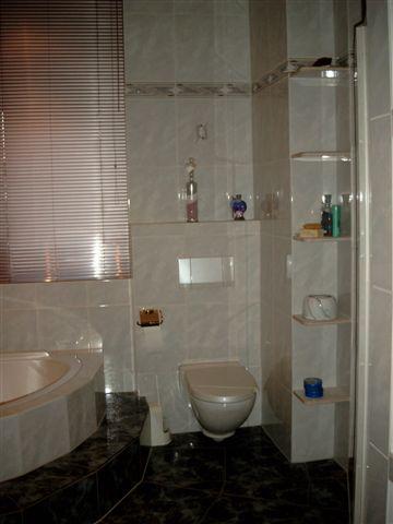 Etagenwohnung Mannheim Neckarstadt-Ost - 3 Zimmer, 130 m&sup2;, 1.300&euro; | Angebot:26438248