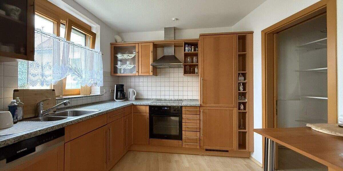 Etagenwohnung Crailsheim Innenstadt - 3 Zimmer, 121 m&sup2;, 1.100&euro; | Angebot:25664387