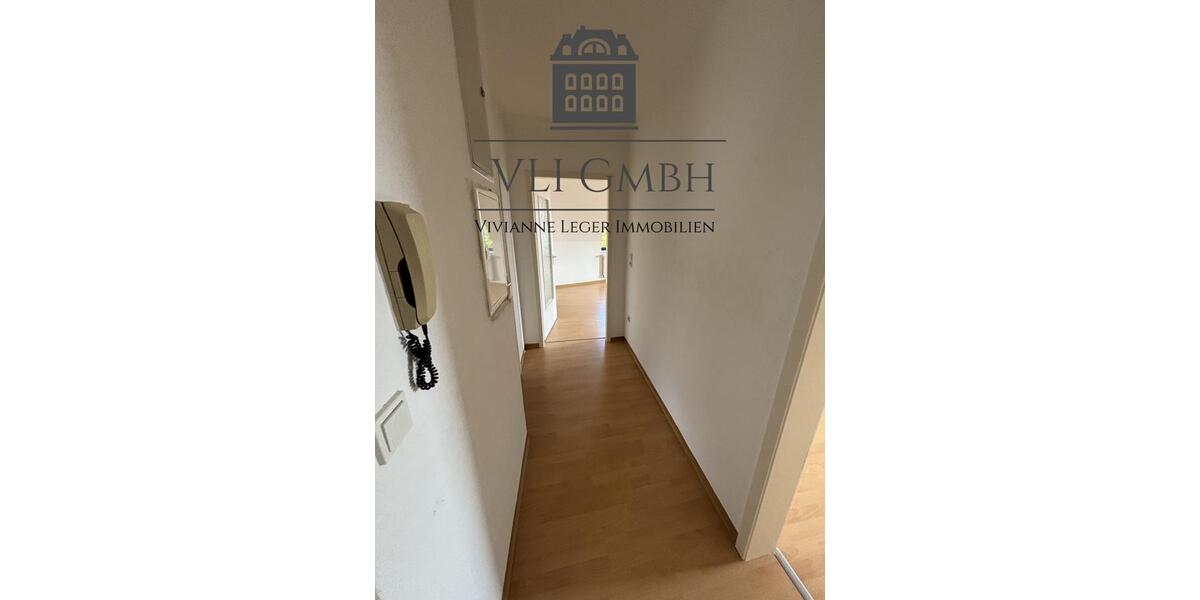 Dachgeschoßwohnung Saarbrücken - 1 Zimmer, 75 m&sup2;, 650&euro; | Angebot:26460797