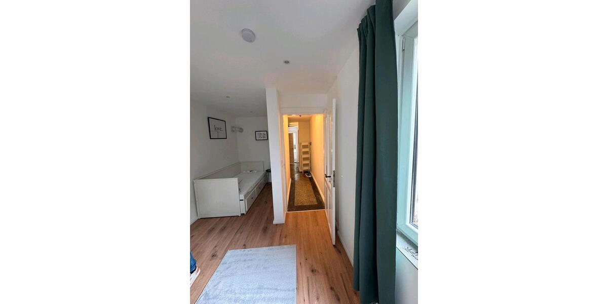 Wohnen auf Zeit Bremen Östliche Vorstadt - 1 Zimmer, 18 m&sup2;, 680&euro; | Angebot:26635105