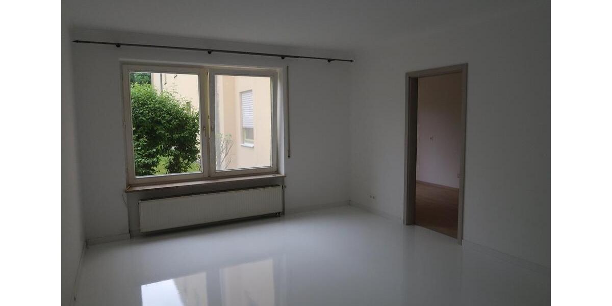 Erdgeschoßwohnung Deggendorf - 2 Zimmer, 64 m&sup2;, 650&euro; | Angebot:25857785