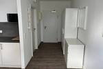 Business-Wohnen - Neu und sehr geschmackvoll möbliertes 1 Zimmer-Appartement im EG, Außenstellplatz oder TG-Stellplatz optional