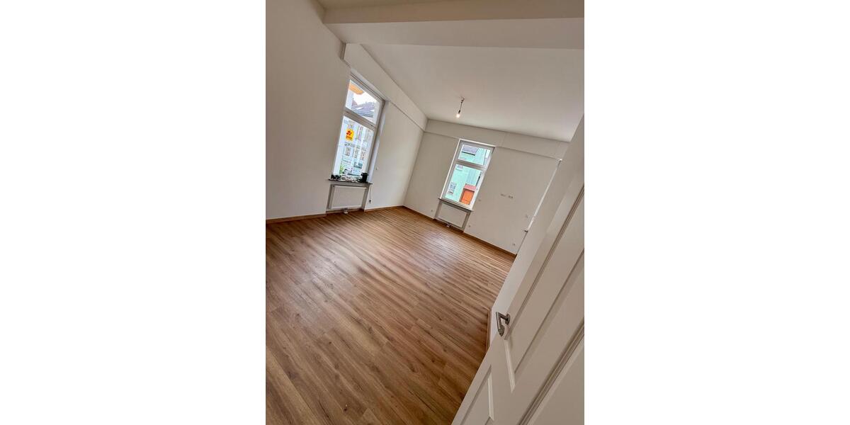 3-Zimmer-Wohnung ca 90qm Erstbezug Weisenheim am Sand 3 zimmer