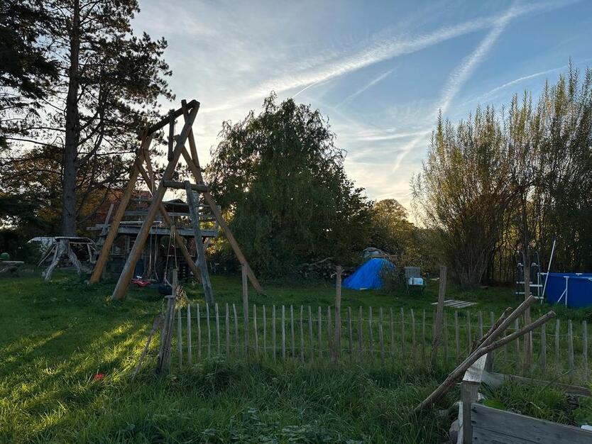 Wohnprojekt 4 Zimmer , riesen Garten plus BüroPraxisraum möglich zimmer