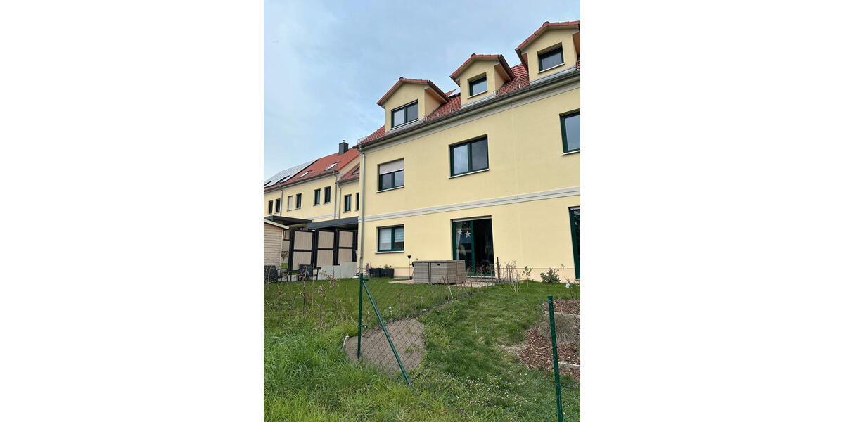 Reihenhaus Großpösna - 5 Zimmer, 129 m&sup2;, 1.580&euro; | Angebot:26543105