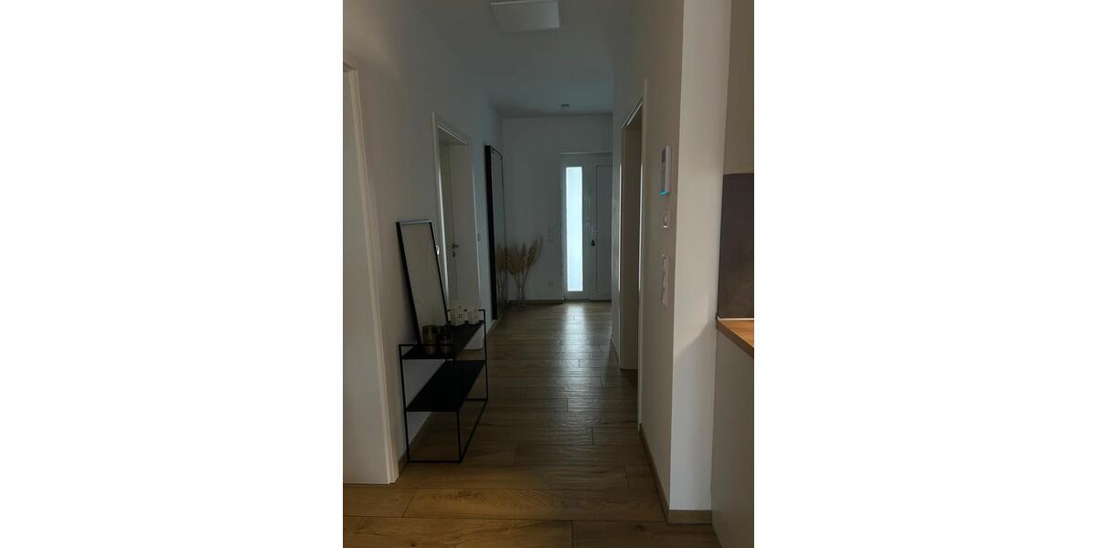 Etagenwohnung Velpke - 2 Zimmer, 80 m&sup2;, 950&euro; | Angebot:26237599