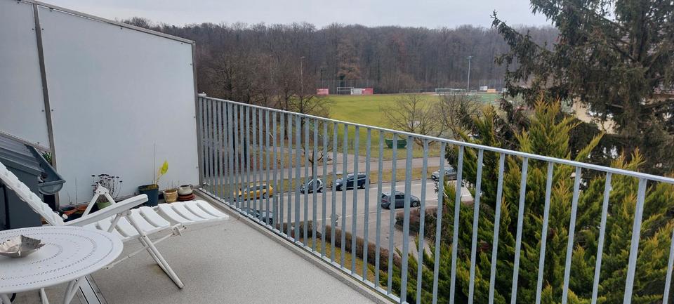 Dachgeschoßwohnung Singen (Hohentwiel) - 3 Zimmer, 70 m&sup2;, 1.050&euro; | Angebot:26489759