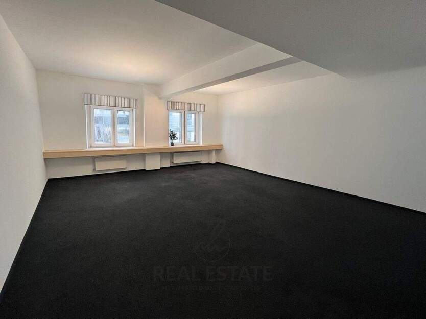 PROVISIONSFREI | BÜROS VON 300 M² - 1550 M² | CITY SÜD | 5.OG zimmer