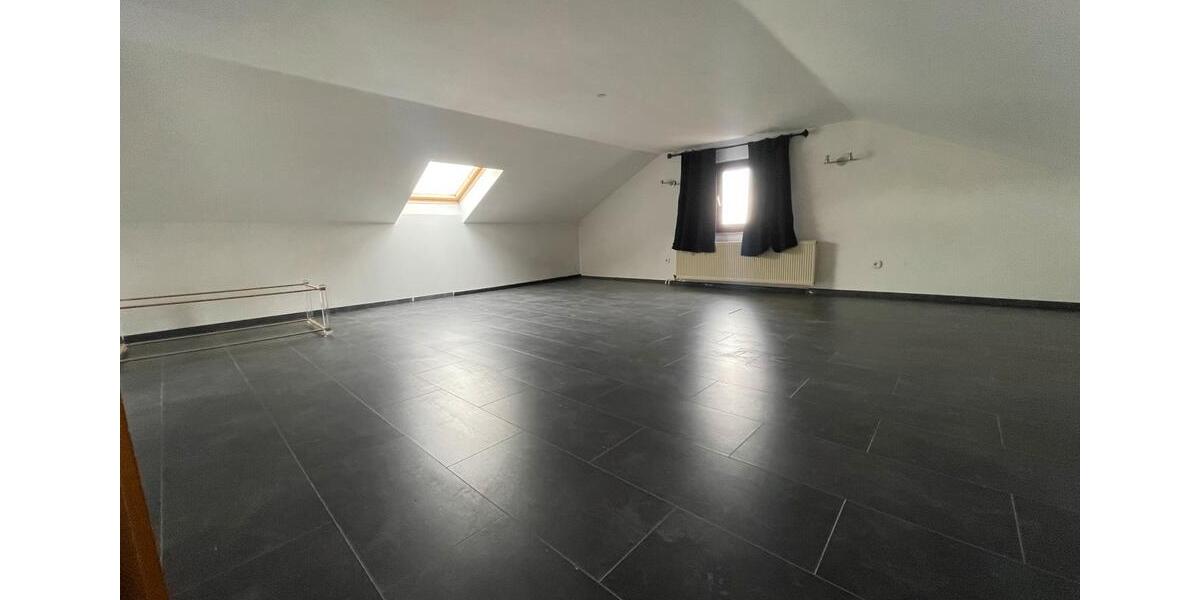 Dachgeschoßwohnung Schauenburg - 1 Zimmer, 80 m&sup2;, 750&euro; | Angebot:25405408