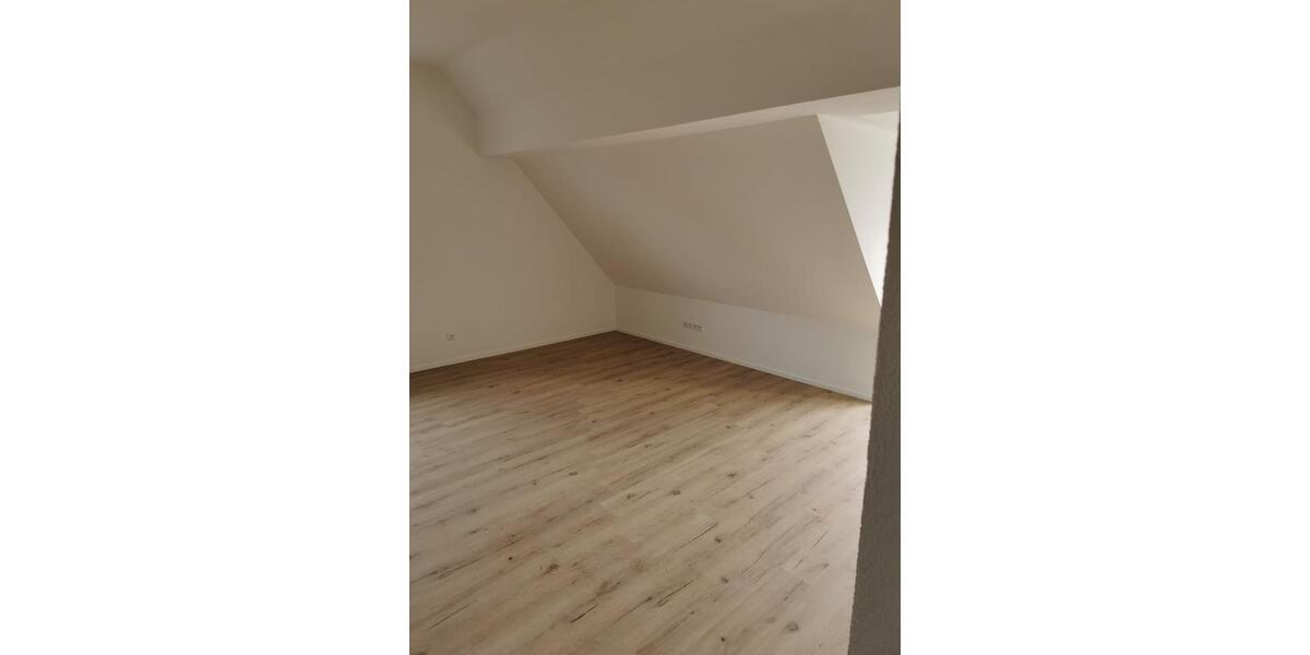Dachgeschoßwohnung Ansbach - 2 Zimmer, 71 m&sup2;, 991&euro; | Angebot:25932551