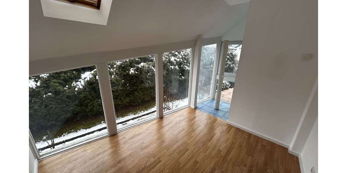 Etagenwohnung Limburg - 6 Zimmer, 150 m&sup2;, 1.300&euro; | Angebot:24941329