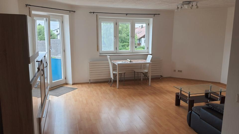 Etagenwohnung Wartenberg - 3 Zimmer, 90 m&sup2;, 1.050&euro; | Angebot:26532730
