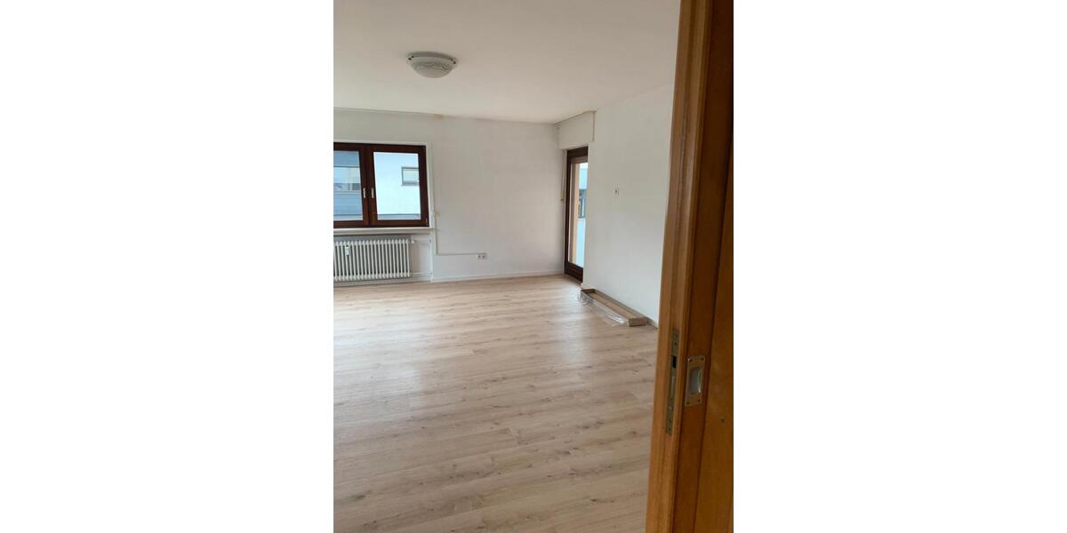 Erdgeschoßwohnung Limburg an der Lahn Eschhofen - 4 Zimmer, 86 m&sup2;, 700&euro; | Angebot:26598368
