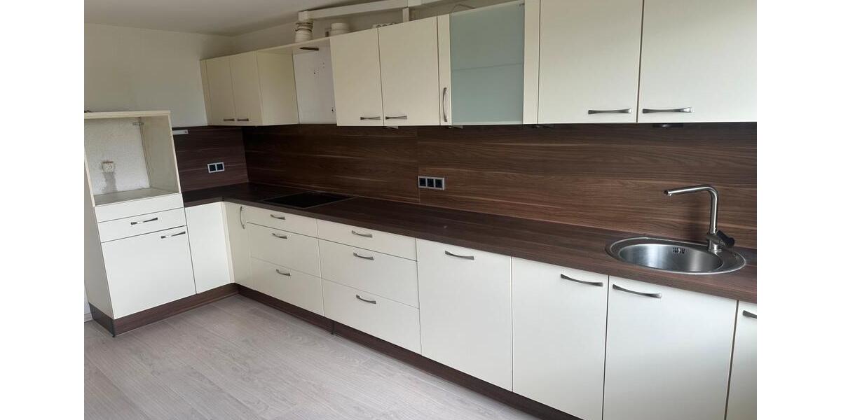 Etagenwohnung Viernheim - 4 Zimmer, 120 m&sup2;, 1.350&euro; | Angebot:26041316