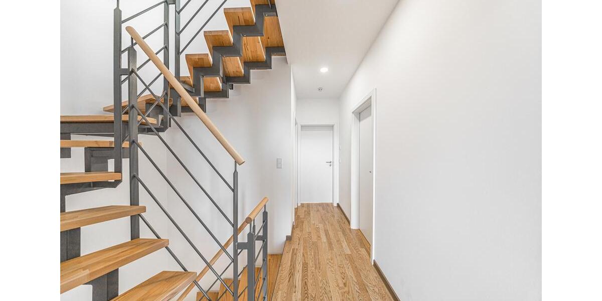 *Doppelhaushälfte in Taucha* Modern leben, minimal verbrauchen *Spitzen-Energiekonzept* (KfW 40) 5 zimmer