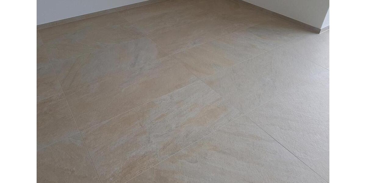 Dachgeschoßwohnung Füssen - 1 Zimmer, 100 m&sup2;, 1.250&euro; | Angebot:25542966