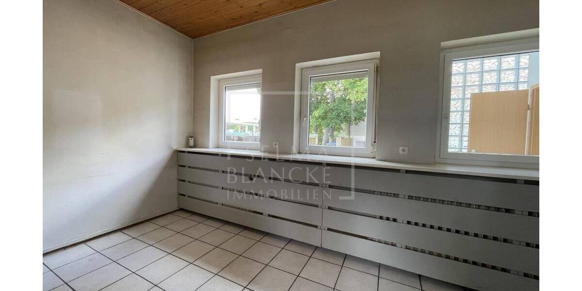 Gewerbeobjekt Bayreuth Industriegebiet - 3 Zimmer, 625&euro; | Angebot:25190252