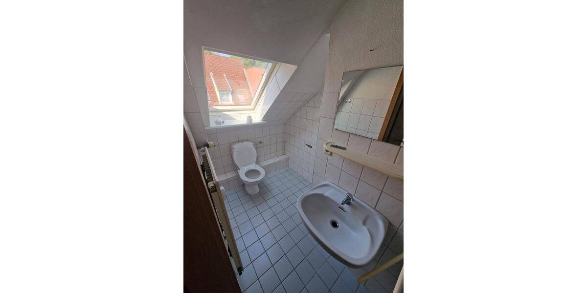 Dachgeschoßwohnung Flensburg - 1 Zimmer, 35 m&sup2;, 450&euro; | Angebot:26646831