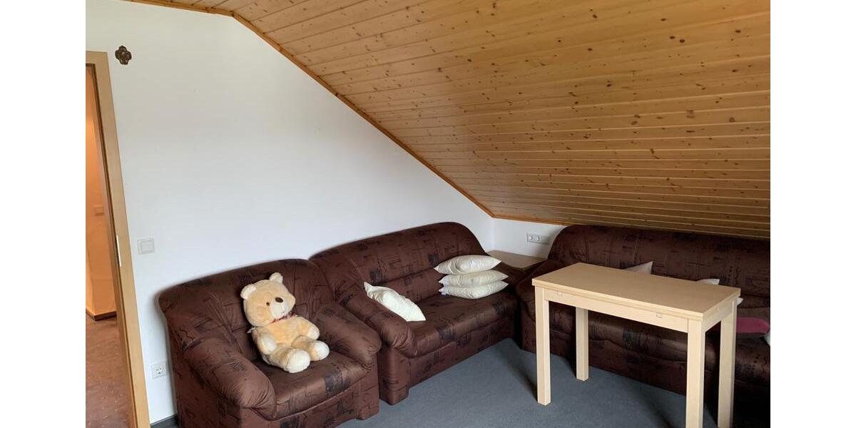 Dachgeschoßwohnung Leibertingen - 3 Zimmer, 78 m&sup2;, 680&euro; | Angebot:25055287