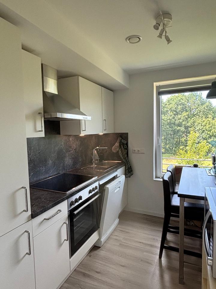 *Anfragestopp* Wiefelstede-Metjendorf 2 Zimmer KücheBad Dachgeschoßwohnung