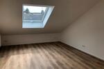 Dachgeschoßwohnung Bruchsal - 2.5 Zimmer, 72 m&sup2;, 1.200&euro; | Angebot:26326693