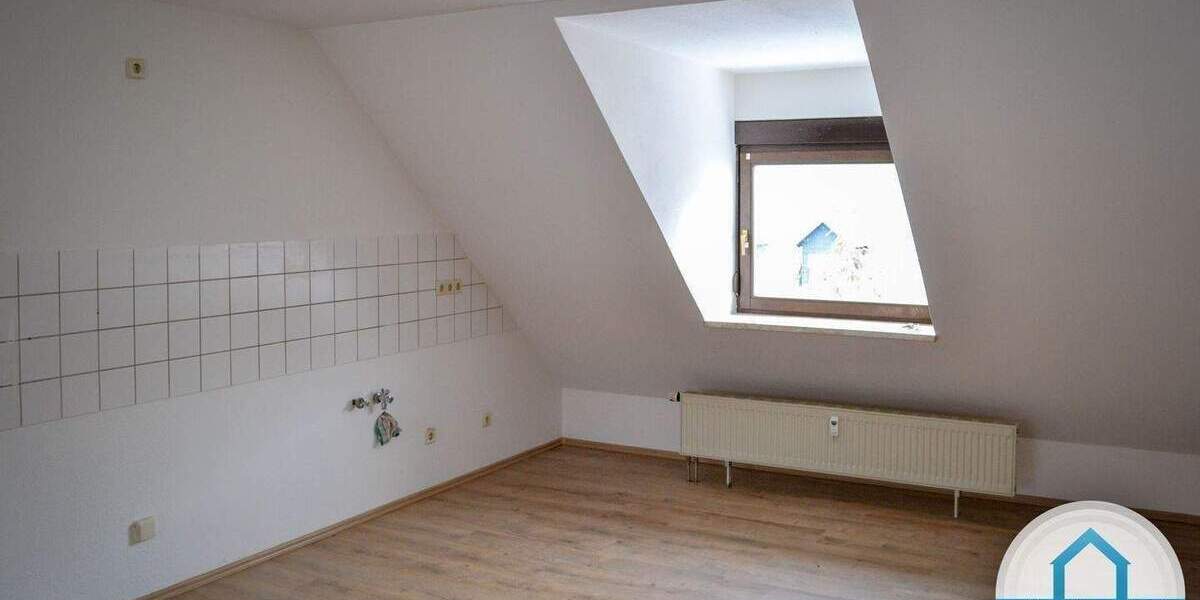 Etagenwohnung Gersdorf - 2 Zimmer, 43 m&sup2;, 260&euro; | Angebot:25165929