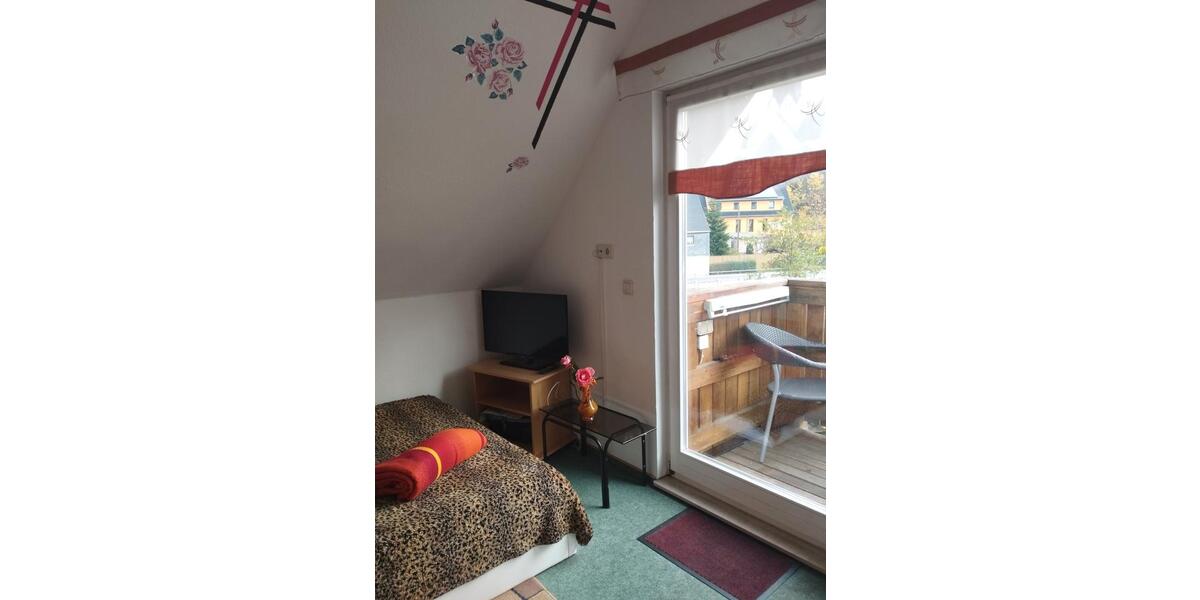 Etagenwohnung Thermalbad Wiesenbad - 1 Zimmer, 22 m&sup2;, 319&euro; | Angebot:26286523