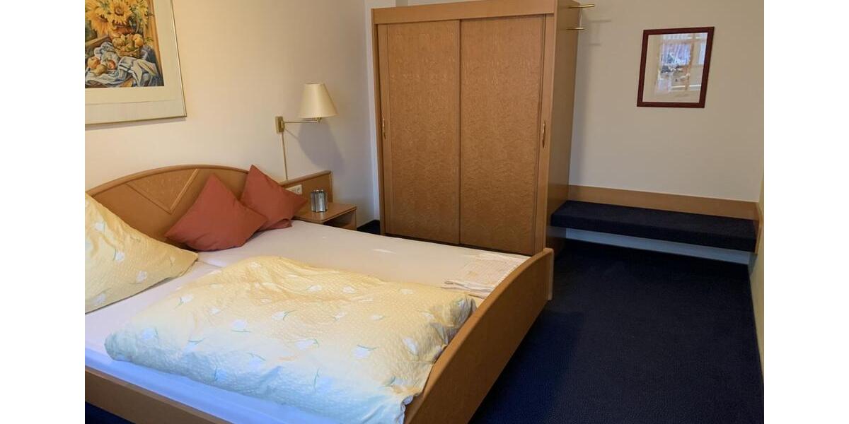 Etagenwohnung Erpolzheim - 2 Zimmer, 60 m&sup2;, 990&euro; | Angebot:25362440