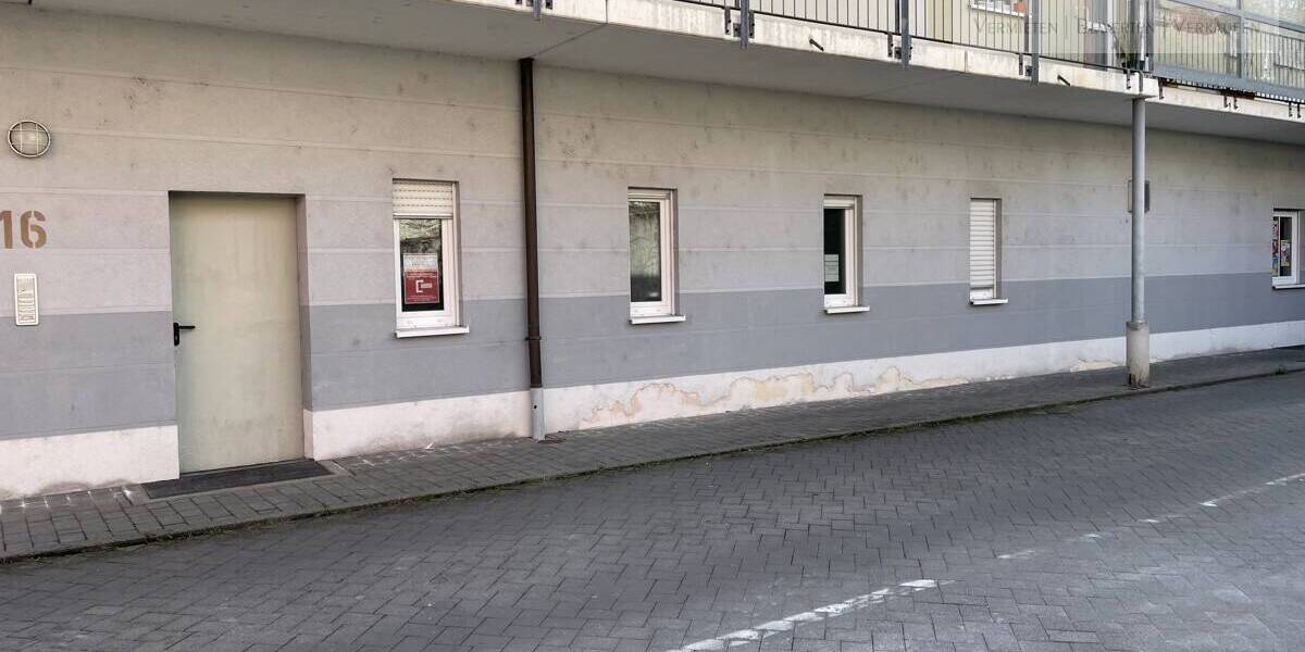 Gewerbeobjekt Kitzingen - 4 Zimmer, 90 m&sup2;, 650&euro; | Angebot:25971780