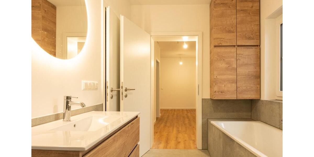 Etagenwohnung Bestensee - 3 Zimmer, 108 m&sup2;, 1.950&euro; | Angebot:25851491