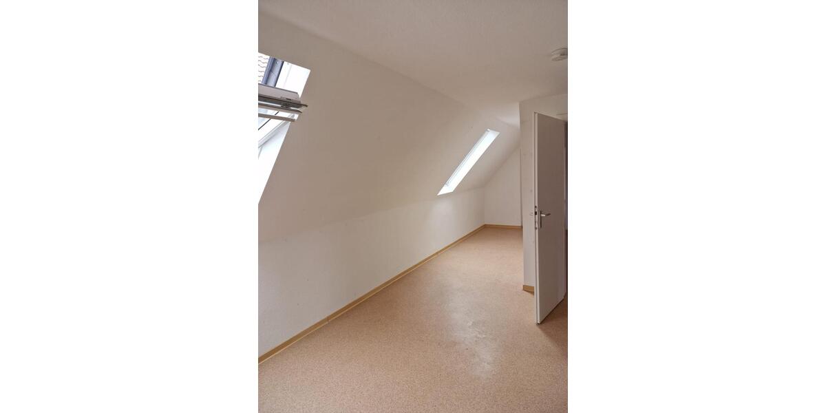 Dachgeschoßwohnung Mühlhausen (Thüringen) - 2 Zimmer, 68 m&sup2;, 444&euro; | Angebot:24817695