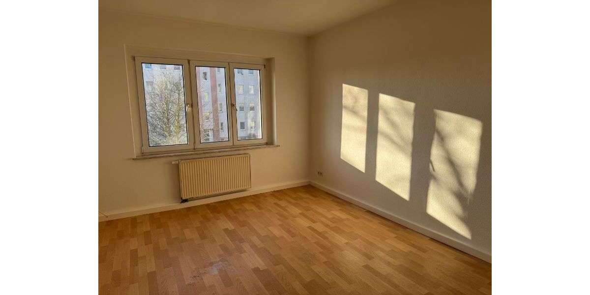 Etagenwohnung Dessau-Roßlau Roßlau - 2 Zimmer, 37 m&sup2;, 360&euro; | Angebot:27260095