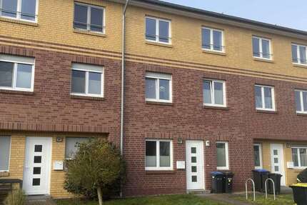 Haus Schwerin Friedrichsthal - 5 Zimmer, 135 m&sup2;, 1.420&euro; | Angebot:26088797