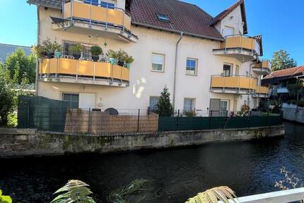 Wohntraum im Dachgeschoss! 4 Zimmer mit tollem Blick und 2 Balkonen zimmer