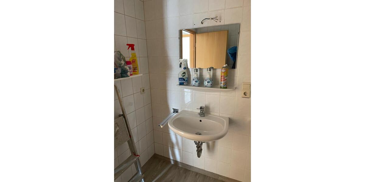 Dachgeschoßwohnung Sulzbach-Rosenberg Rosenberg - 1 Zimmer, 40 m&sup2;, 450&euro; | Angebot:25962955