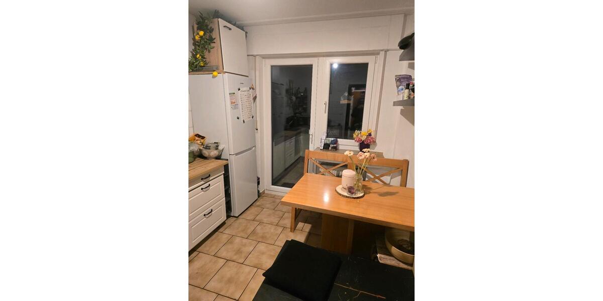 Etagenwohnung Köln Lindenthal - 1 Zimmer, 42 m&sup2;, 585&euro; | Angebot:25080024
