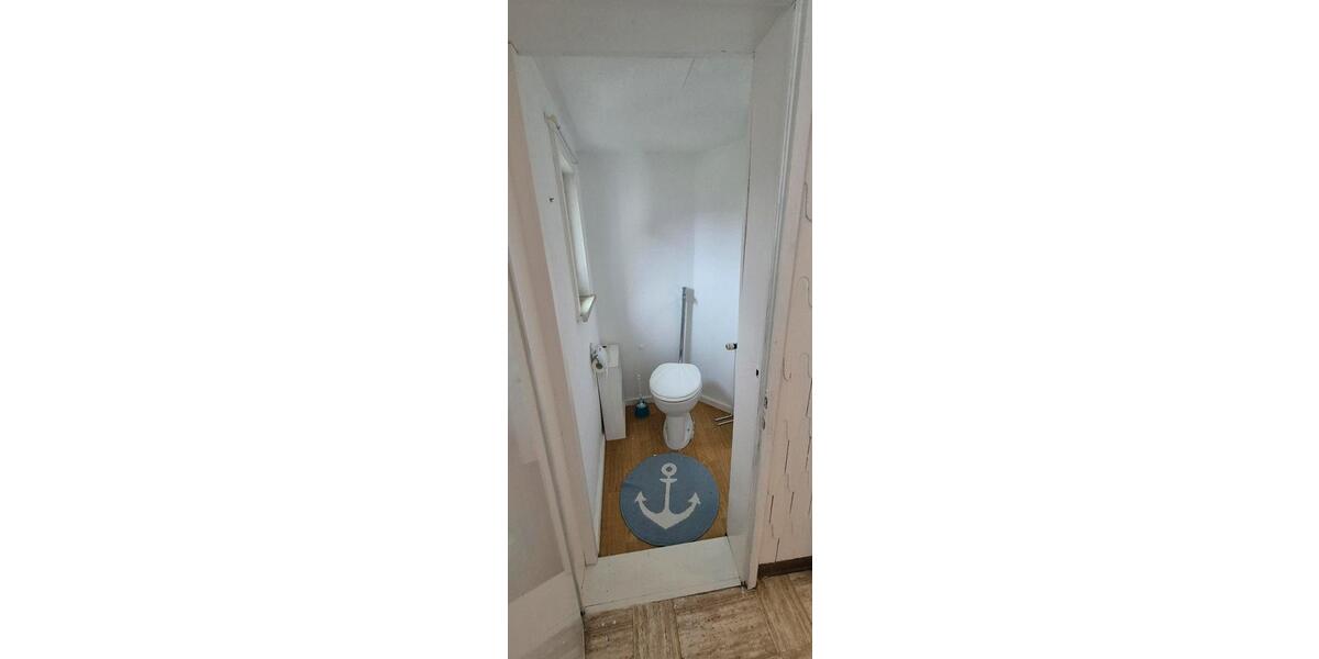 Einfamilienhaus Waldbrunn - 6 Zimmer, 100 m&sup2;, 1.000&euro; | Angebot:25652000